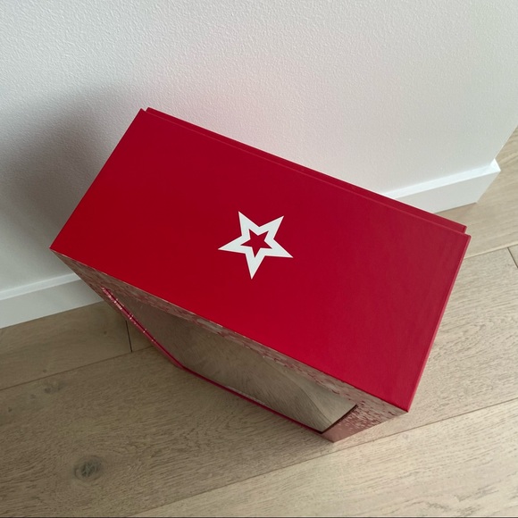 American Girl 2021 Winter Princess Doll With Swarovski Crystals Limited Edition - Picture 9 of 10